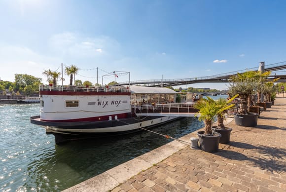 Péniche Nix Nox — espace de réception