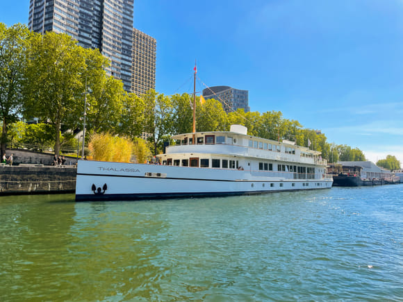 Quai Liberté — espace de réception